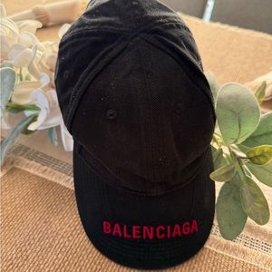 Balenciaga visor cap